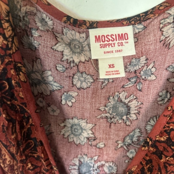 NWT XS Mossimo sunflower romper - Picture 4 of 13